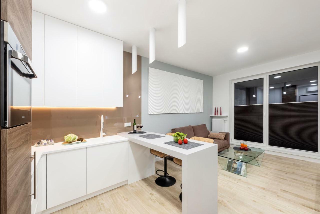 Apartament Luxury Miedzyborska 8B Warszawa Exteriör bild